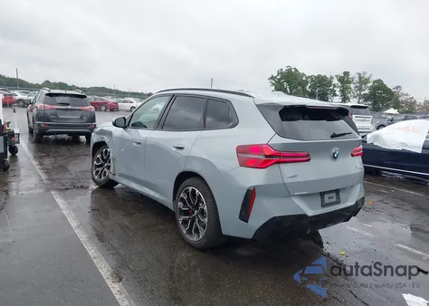 2025 BMW X3 30 xDrive z USA, uszkodzony, nr VIN 5UX53GP03S9Y68602